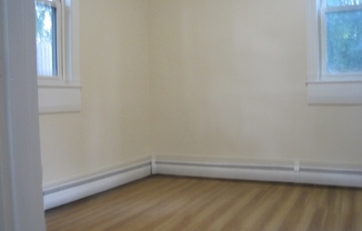 1 bed, 1 bath, 545 sqft, $1,800, Unit 34A