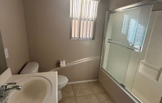 3 beds, 2.5 baths, $2,300