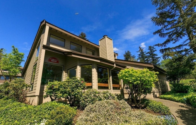 Great Condo for rent