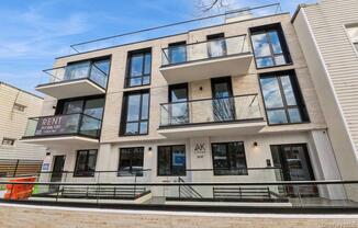 3257 38 ST