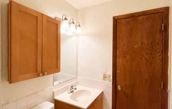 Studio, 1 bath, 375 sqft, $865, Unit 104