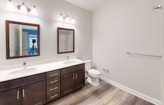 2 beds, 2 baths, 1,042 sqft, $2,895, Unit 5110