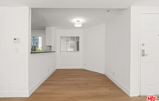 16100 Sunset Blvd