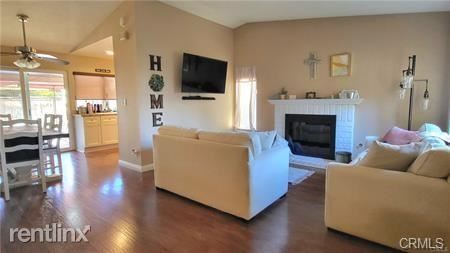 25719 Lupita Dr
