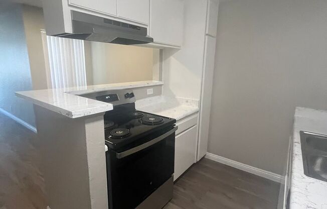 2 beds, 1 bath, 780 sqft, $1,750, Unit 232
