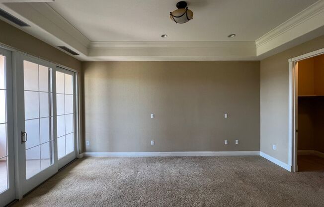 Lake Las Vegas Beauty!!! $2400 Great Views! 3 Bed/3Bath
