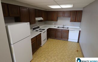 1 bed, 1 bath, 759 sqft, $675, Unit #11