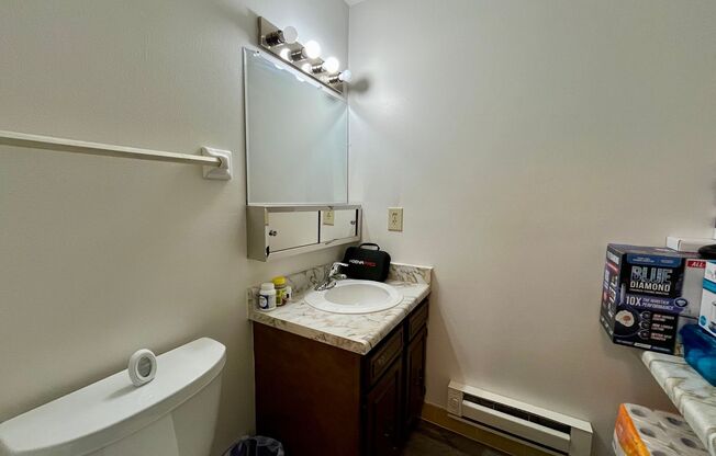 2 beds, 1.5 baths, $1,350, Unit 218