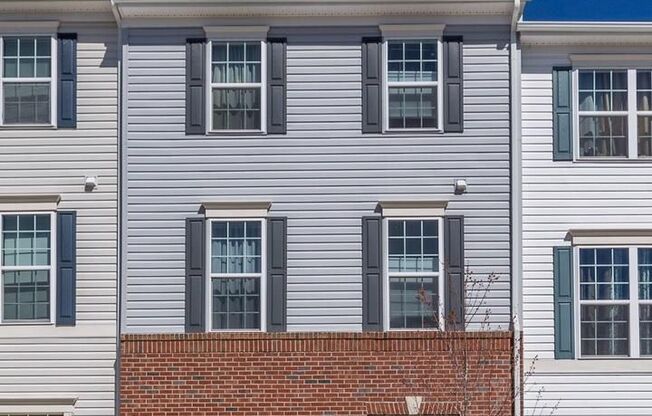 Gorgeous townhouse for rent