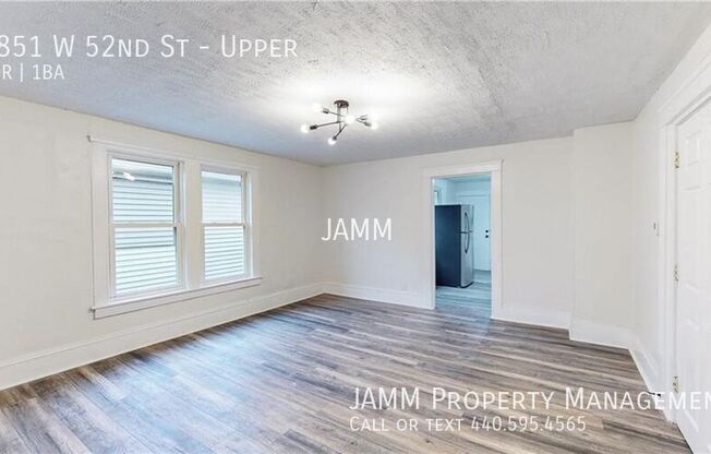 1851 W 52 ST