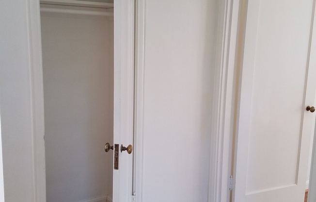 1 bed, 1 bath, 616 sqft, $1,625, Unit 28