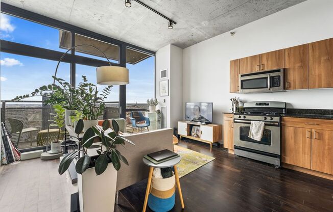 1 bed, 1 bath, $2,200, Unit #3506