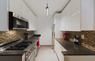 1 bed, 1 bath, 685 sqft, $4,550, Unit 1209