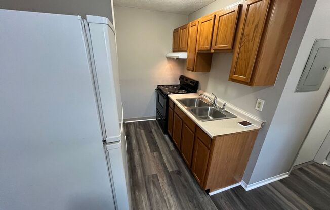 1 bed, 1 bath, 726 sqft, $675, Unit #10