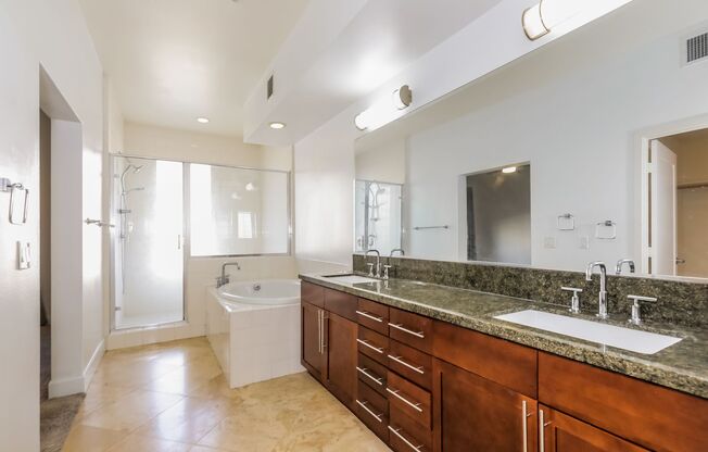 3 beds, 2 baths, $3,800, Unit UNIT # 201
