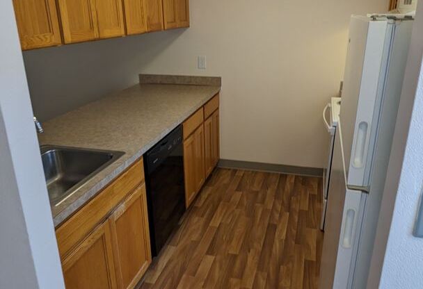 1 bed, 1 bath, 650 sqft, $1,325, Unit 05