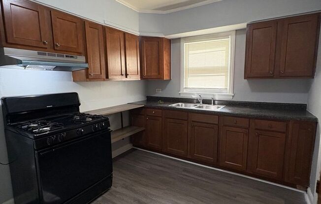 2560 Clinton St River Grove