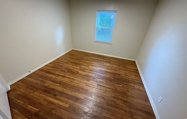 1 bed, 1 bath, 750 sqft, $895, Unit #13