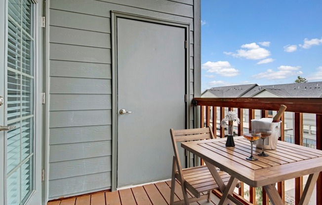 Patio with Storage | Tualatin Oregon | River Ridge Apartments