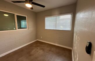 2 beds, 1 bath, $1,375, Unit 380 - 1