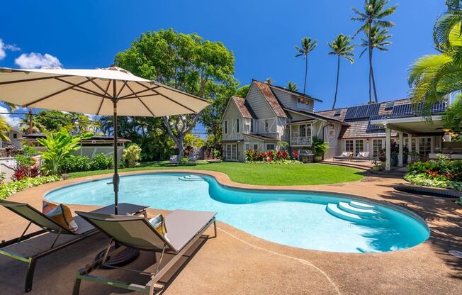 Kahala Palms: Charming Coastal Beach Home w/ Pool, Jacuzzi & Lush Garden