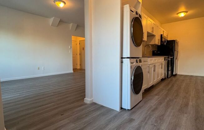1 bed, 1 bath, $1,150, Unit 4F