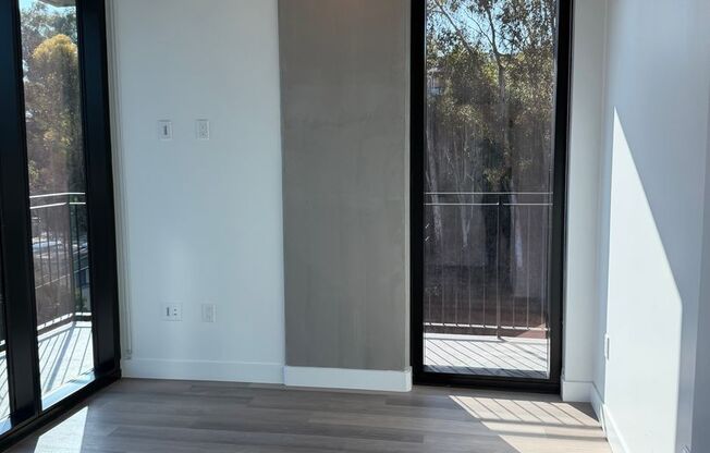 2 beds, 2 baths, 816 sqft, $4,249, Unit 305