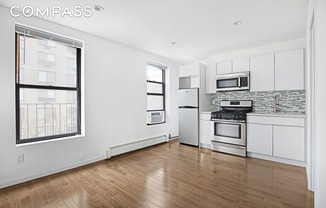 242 E 28th St 34