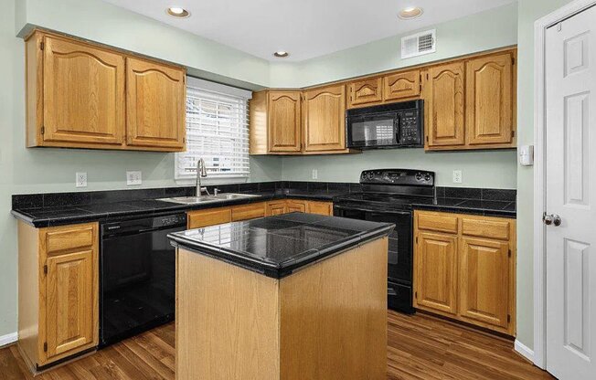 251 SAINT MICHAELS CIR