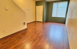 2 beds, 2.5 baths, 1,502 sqft, $1,995, Unit 13
