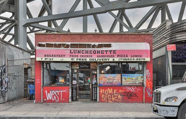 7 9 ST