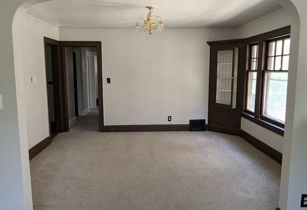 3 beds, 1 bath, $1,500