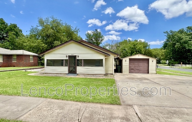 327 S PONCA AVE