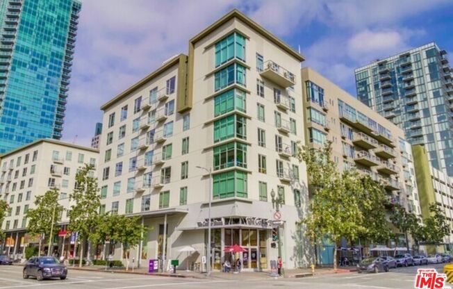 2 beds, 2 baths, 1,190 sqft, $3,400, Unit 635