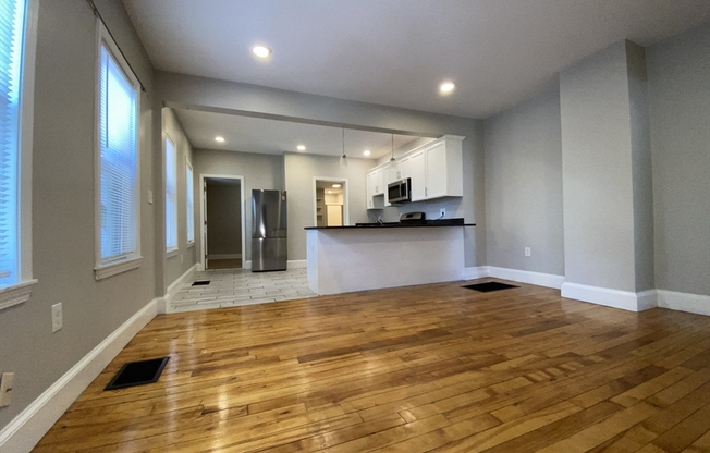10 HOWELL CT