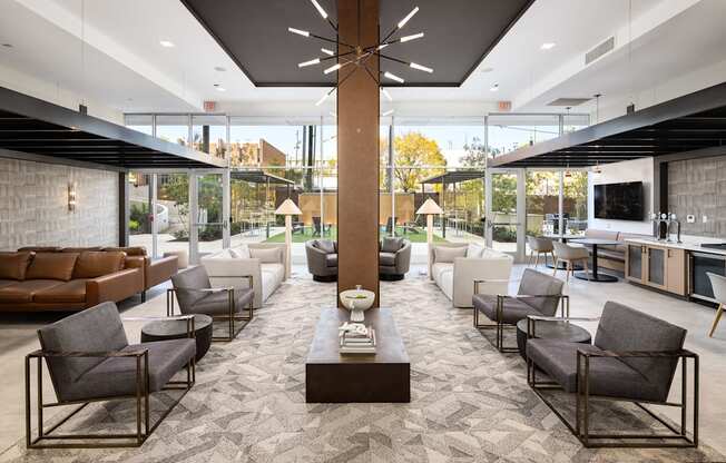 Welcome Home to Tower On Tenth