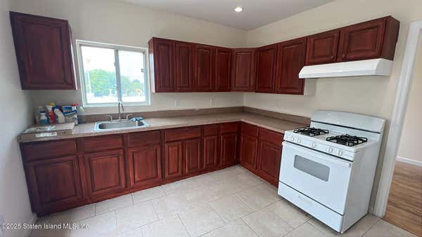 156 MORNINGSTAR RD