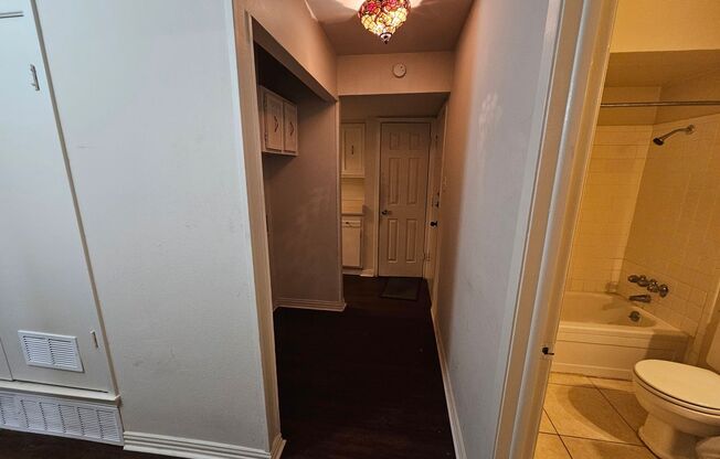 2 beds, 2 baths, $1,750