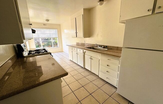 3105 High Street
