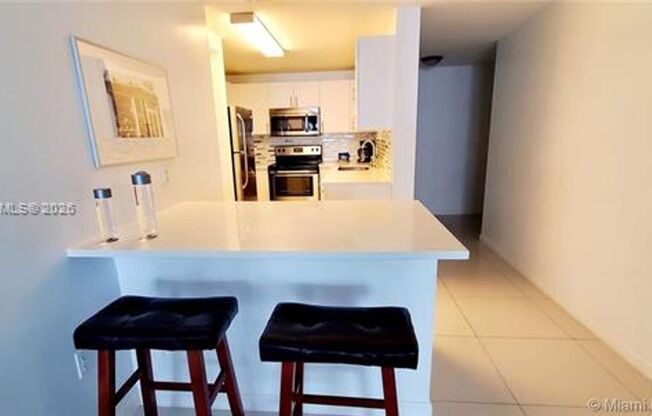 2 beds, 2 baths, $3,600, Unit # 1203