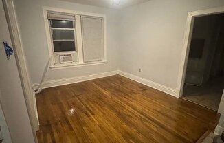 1817 Allen Ave