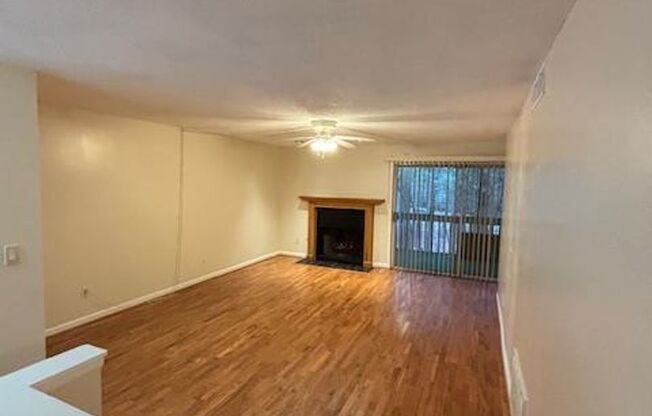 UPDATED CONDO IN SWIM/TENNIS COMMUNITY IN SMYRNA!