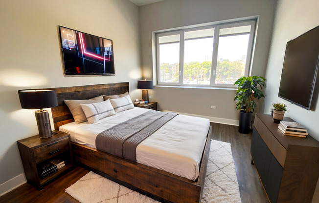 1 bed, 1 bath, 670 sqft, $2,750, Unit 927-206