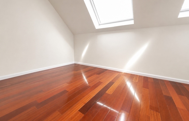 3 beds, 3.5 baths, 1,900 sqft, $4,800, Unit TH-3