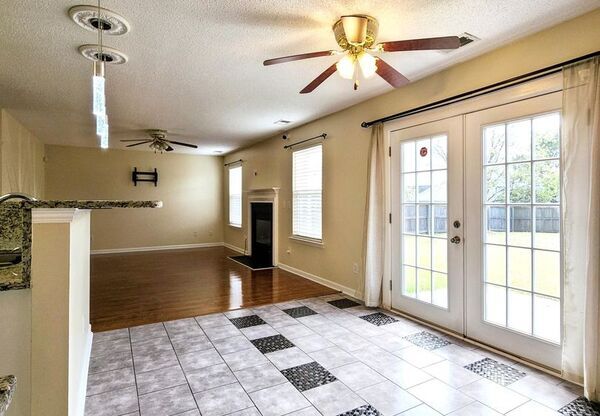 5800 QUITMAN TRL