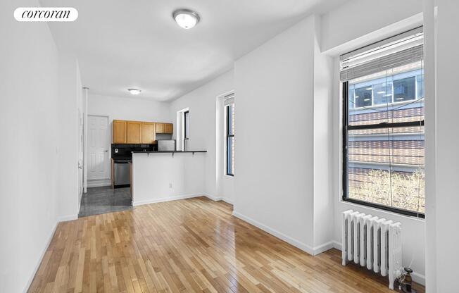 100 W 67 ST 4 SE