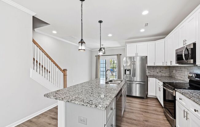 3 beds, 2.5 baths, $1,900, Unit Unit A