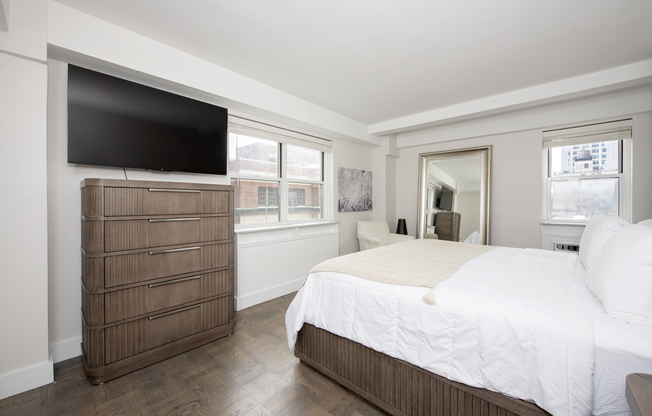 2 beds, 2 baths, 1,285 sqft, $10,000, Unit 8L