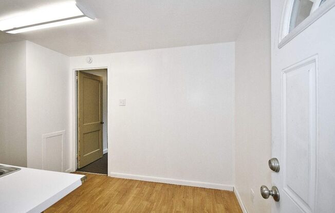 1423 Ridge Ave