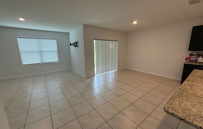 4/2 Groveland Home